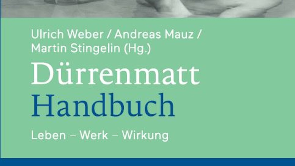 Buchumschlag: Foto von Friedrich Dürrenmatt im Wasser, ein Programmheft zu «Die Panne» studierend; Titel des Buches.